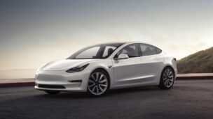 Tesla Model 3 Standard Range Plus (2019 – 2020)